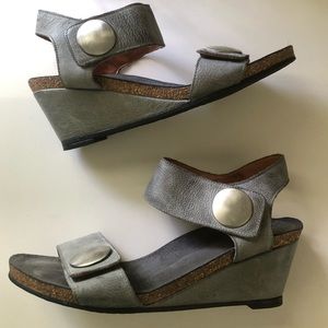 Taos Footwear Heeled Sandals Size 39
